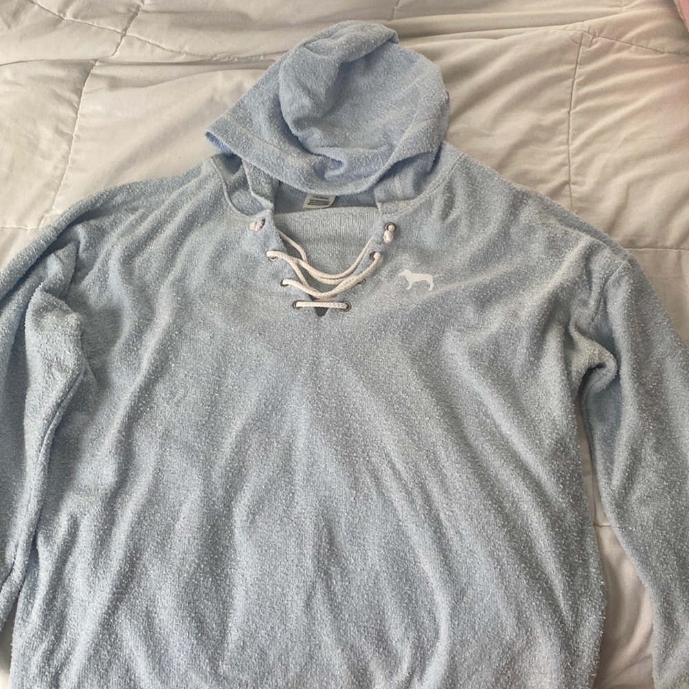 light blue PINK hoodie. size L . comfortable fabric